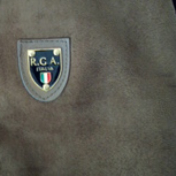 Reportage R.G.A. - Picture 2 of 6